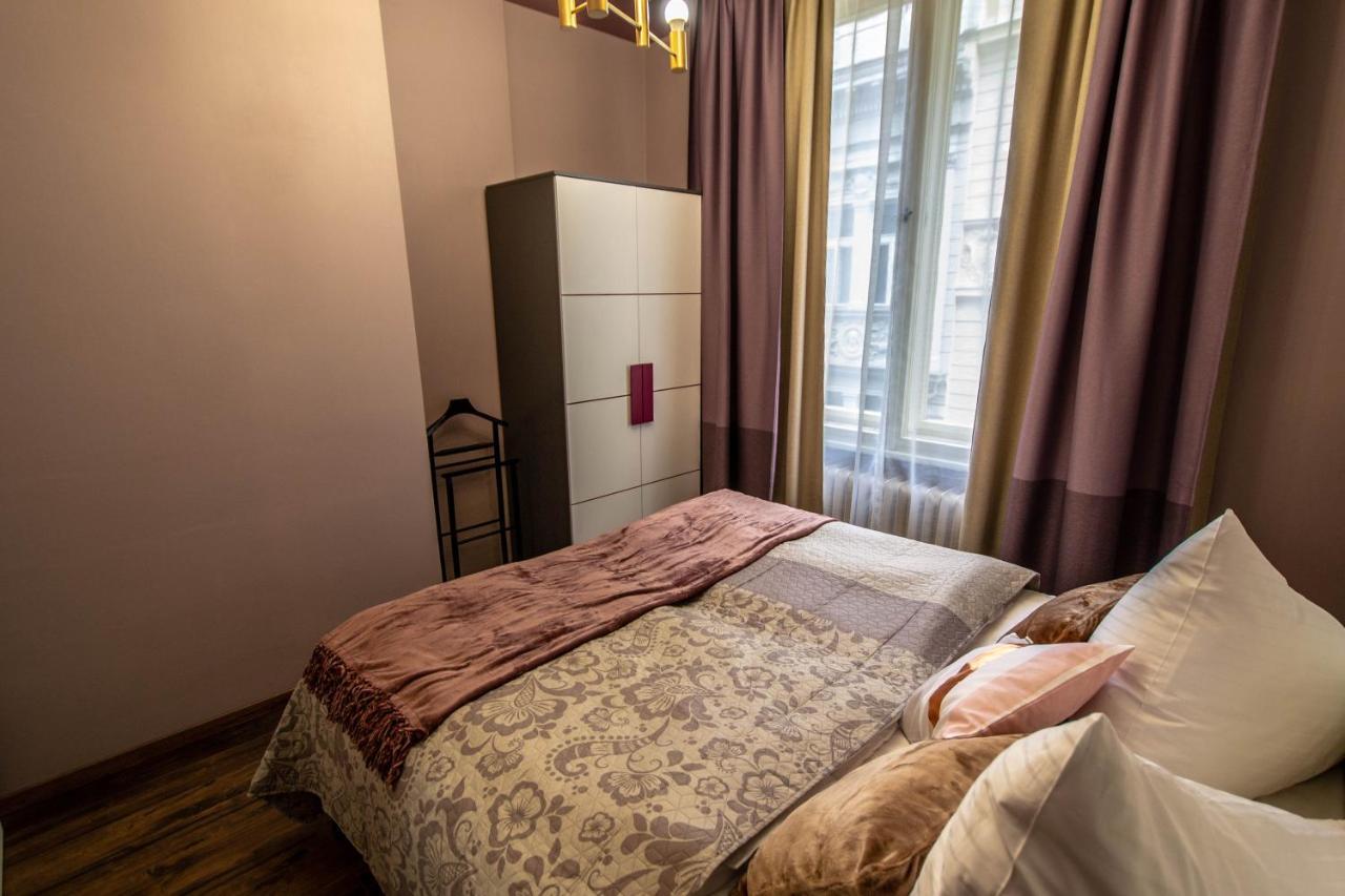 Colorful Day In Prague Design Apartments Luaran gambar
